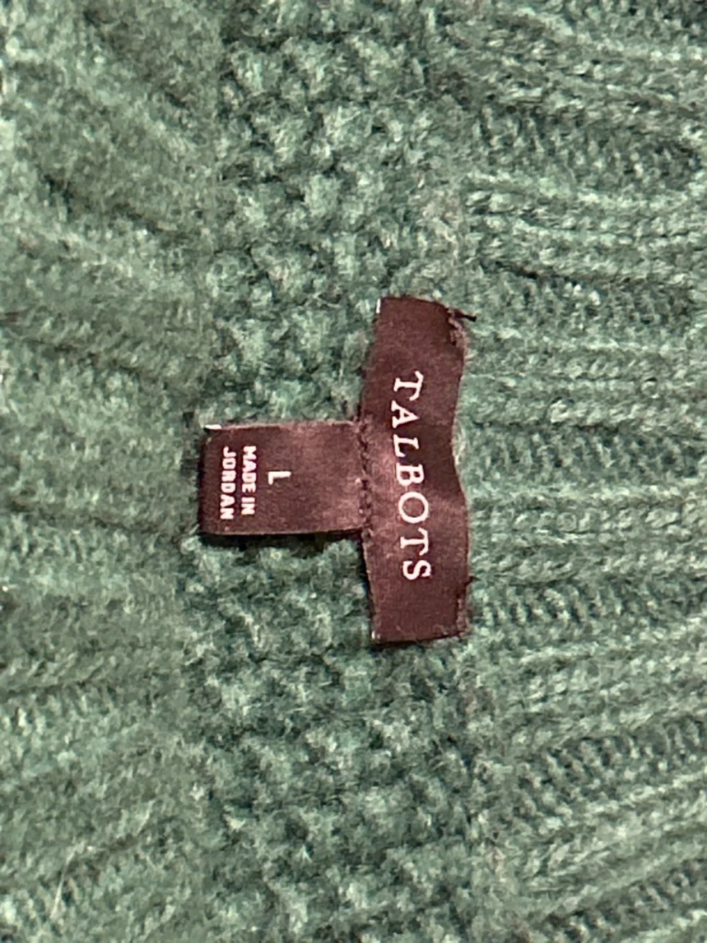 Talbots crew neck cable knit sweater L green